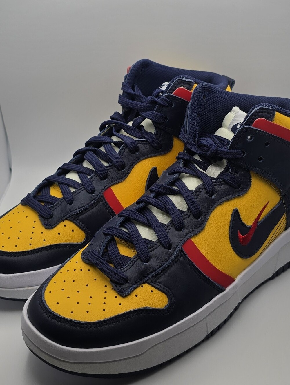Nike Dunk High Up Varsity Maize Michigan Navy DH3718 701 Womens Size 9.5 - Picture 3 of 8